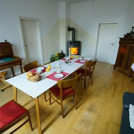 Lindenzimmer Stoecken Bed & Breakfast